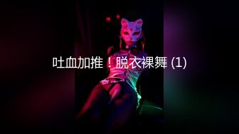  四十多歲女人最臊了,中年夫妻下海啪啪,老娘們真會玩,聽指揮玩弄肥B