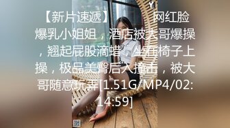 餐厅女厕偷拍背包的美女 一脸的不高兴是被男友甩了吗