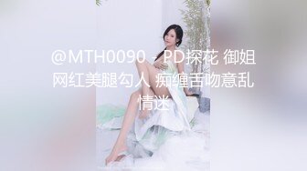   眼镜熟女型41岁妈妈和大长吊儿子直播玩乱伦