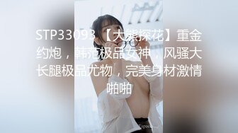 【新片速遞】 听话肉嘟嘟小妹妹露脸卖力口交，边打边口，小嘴吃龟头，男友一会就缴枪口爆了